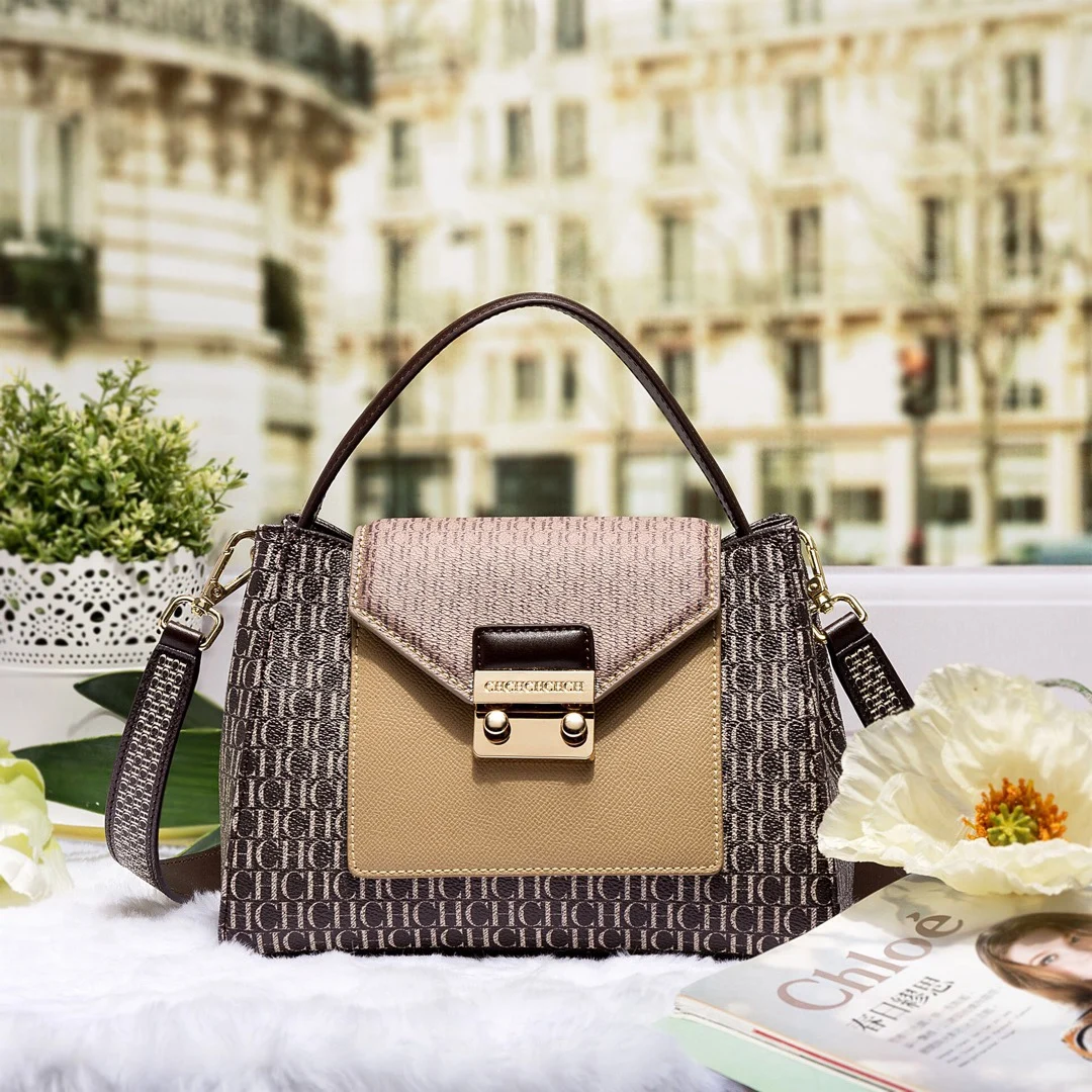 2022 Women CH Tote Bags Trend Letters Casual Female Crossbody Shoulder Bags for Lady Large Capacity Chhc Handbags
2022 Women CH Tote Bags Trend Letters Casual Female Crossbody Shoulder Bags for Lady Large Capacity Chhc Handbags