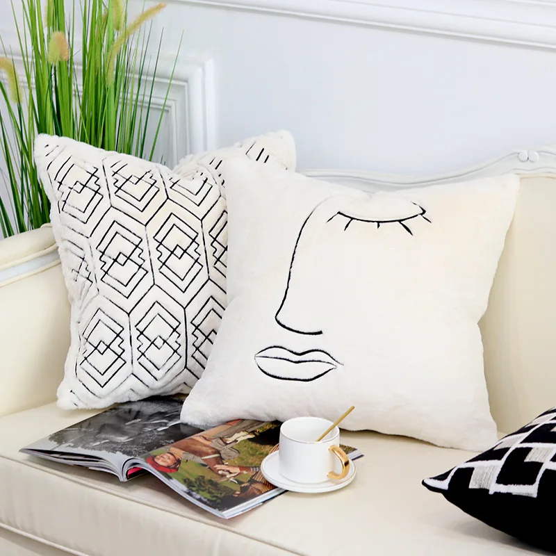 Nordic Pillowcase Modern Simple Plush Embroidery Flower Face Back Pillow Living Room Sofa Cushion Cover Home Waist Pillow
Nordic Pillowcase Modern Simple Plush Embroidery Flower Face Back Pillow Living Room Sofa Cushion Cover Home Waist Pillow