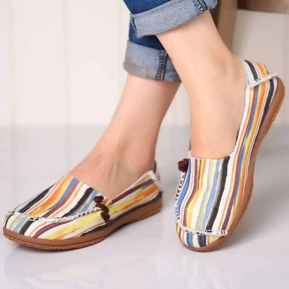 2022 New Women Flat Shoes Big Size Colorful Graffiti Pattern Slip-On Lazy Soft Sole Comfortable Casual Flat Shoes Summer Shoes
2022 New Women Flat Shoes Big Size Colorful Graffiti Pattern Slip-On Lazy Soft Sole Comfortable Casual Flat Shoes Summer Shoes