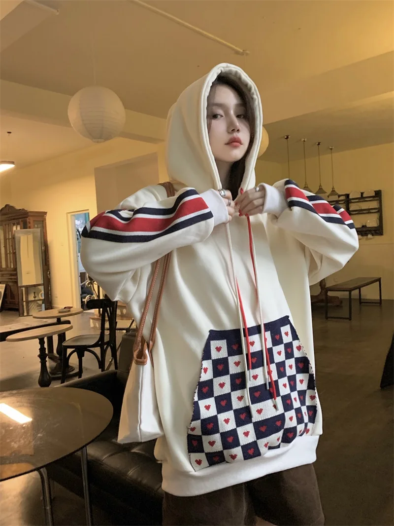 1718 Korean style loose casual long-sleeved hooded versatile student pullover Sweatshirts
1718 Korean style loose casual long-sleeved hooded versatile student pullover Sweatshirts