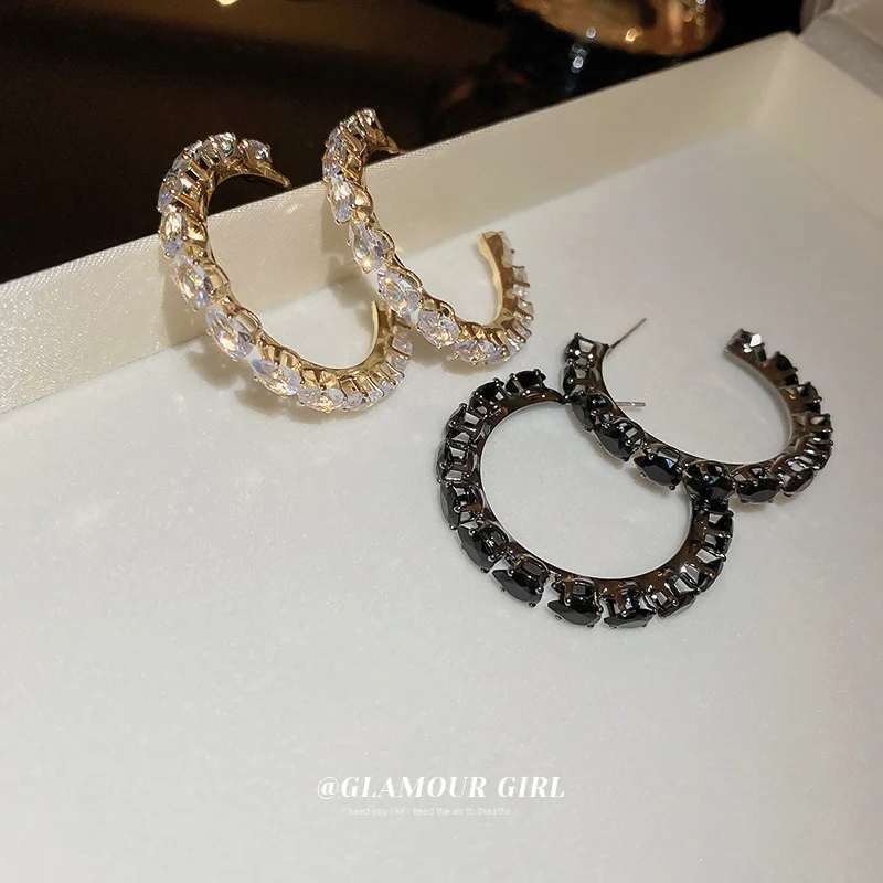 Silver Needle, Zircon, Water Drop, C-shaped Earrings, Female Minority, High-grade Sense, Light Luxury Fashio
Silver Needle, Zircon, Water Drop, C-shaped Earrings, Female Minority, High-grade Sense, Light Luxury Fashio
