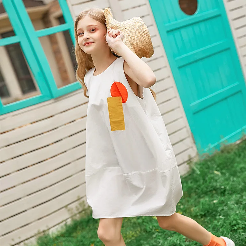 Summer White Dress for Girls Casual Beach Straight Vest Dress Fashion Teenage Children Princess Dress Loose Print Kids Costume
Summer White Dress for Girls Casual Beach Straight Vest Dress Fashion Teenage Children Princess Dress Loose Print Kids Costume