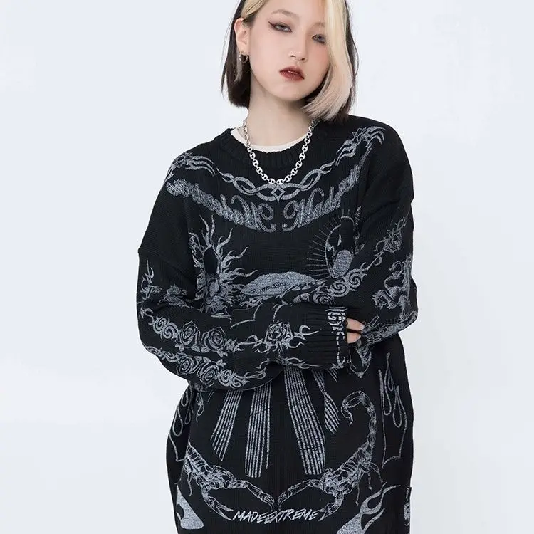 Oversized Sweater Men Women Harajuku Skull Graffiti Retro Vintage Knitted Sweater Unisex Cotton Pullover 20213Autumn And Winter
Oversized Sweater Men Women Harajuku Skull Graffiti Retro Vintage Knitted Sweater Unisex Cotton Pullover 20213Autumn And Winter