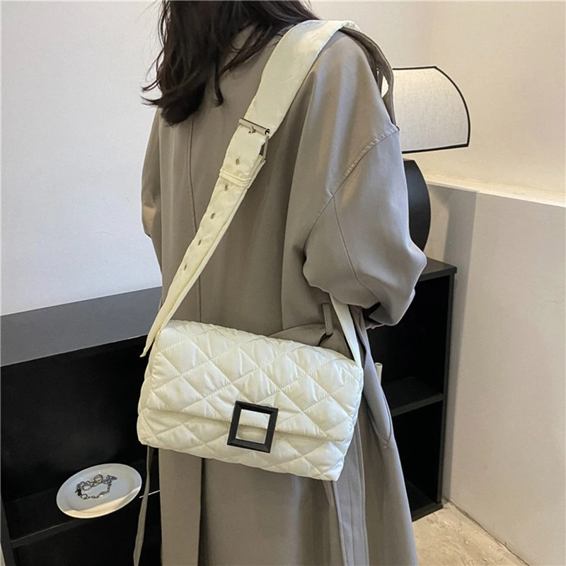 Black White Simple Space Pad Nylon Women Shoulder Bags Winter Padded Quilted Shopper Bags Female Casual Crossbody Bags Handbags
Black White Simple Space Pad Nylon Women Shoulder Bags Winter Padded Quilted Shopper Bags Female Casual Crossbody Bags Handbags