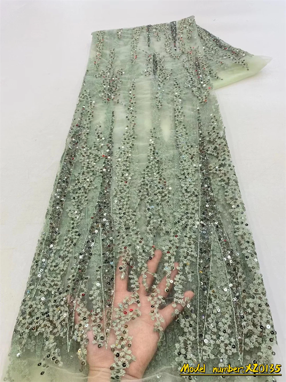 Роскошная кружевная ткань с бисером и блестками, 2022 вышитая нигерийская французская Тюлевая кружевная ткань с блестками для свадьбы XZ0135 
Роскошная кружевная ткань с бисером и блестками, 2022 вышитая нигерийская французская Тюлевая кружевная ткань с блестками для свадьбы XZ0135