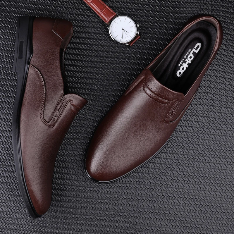 Genuine Leather Mens Loafers Slip on Business Casual Leather Shoes Classic Soft Moccasins Breathable Male Flats Driving Shoes
Genuine Leather Mens Loafers Slip on Business Casual Leather Shoes Classic Soft Moccasins Breathable Male Flats Driving Shoes