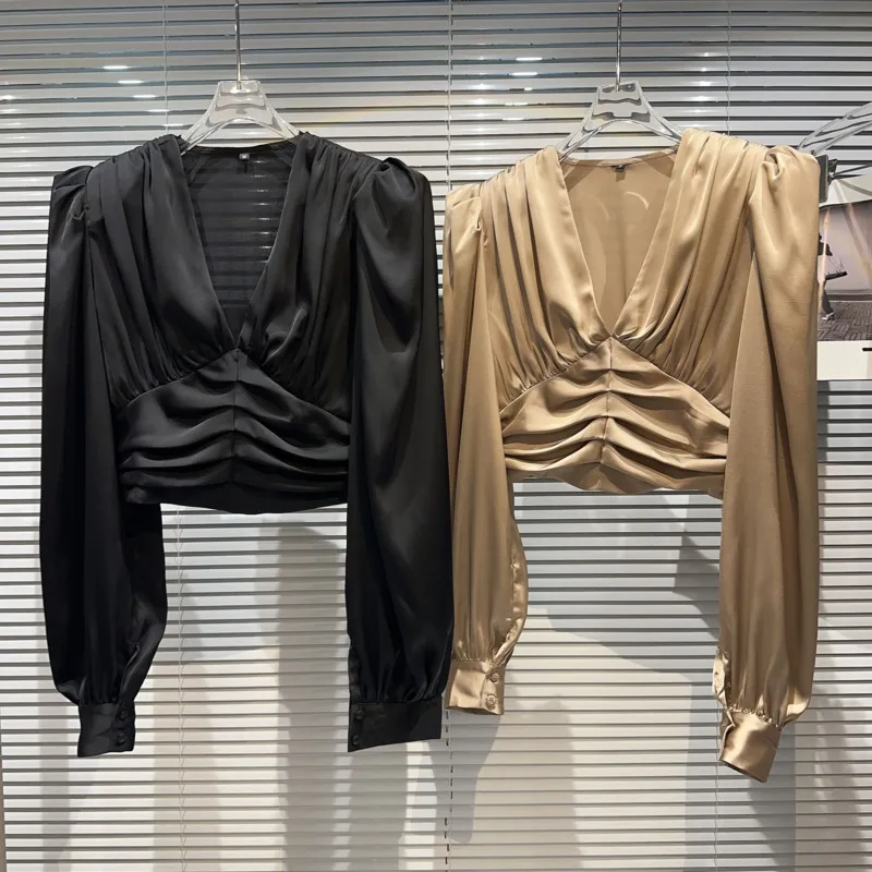BORVEMAYS Pleated Satin Face Shirt Comfortable Fabrics V Neck Long Sleeve Solid Color 2023 Autumn Blouses Women WZ5185
BORVEMAYS Pleated Satin Face Shirt Comfortable Fabrics V Neck Long Sleeve Solid Color 2023 Autumn Blouses Women WZ5185
