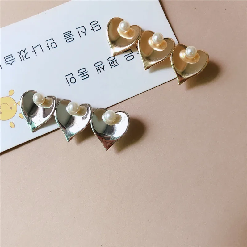 New Stylish Korean Love-Heart Duck Beak Clip Retro High Quality Alloy Pearl Hair Clip Hair Accessories For Woman Girls
New Stylish Korean Love-Heart Duck Beak Clip Retro High Quality Alloy Pearl Hair Clip Hair Accessories For Woman Girls