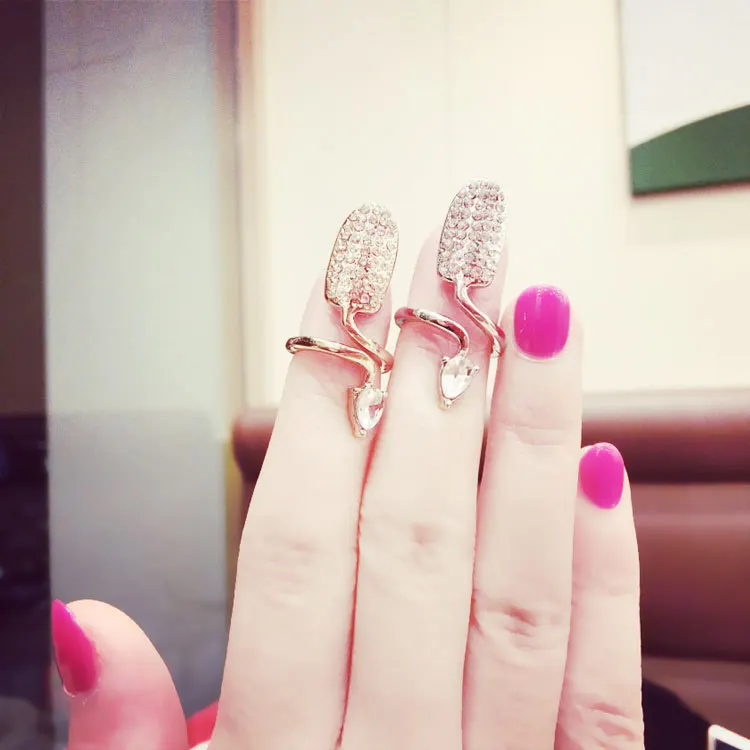 Korean version of nail ice ring bride false armor cover full diamond accessories
Korean version of nail ice ring bride false armor cover full diamond accessories