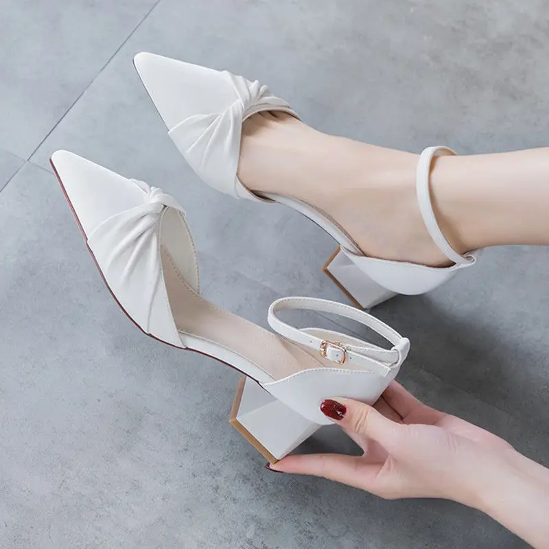 FHANCHU 2022 New Spring Shallow Out Shoes Woman,Fashion High Heels Pumps,Pointed Toe,Ankle Buckle Strap,Black,Beige,Dropship
FHANCHU 2022 New Spring Shallow Out Shoes Woman,Fashion High Heels Pumps,Pointed Toe,Ankle Buckle Strap,Black,Beige,Dropship