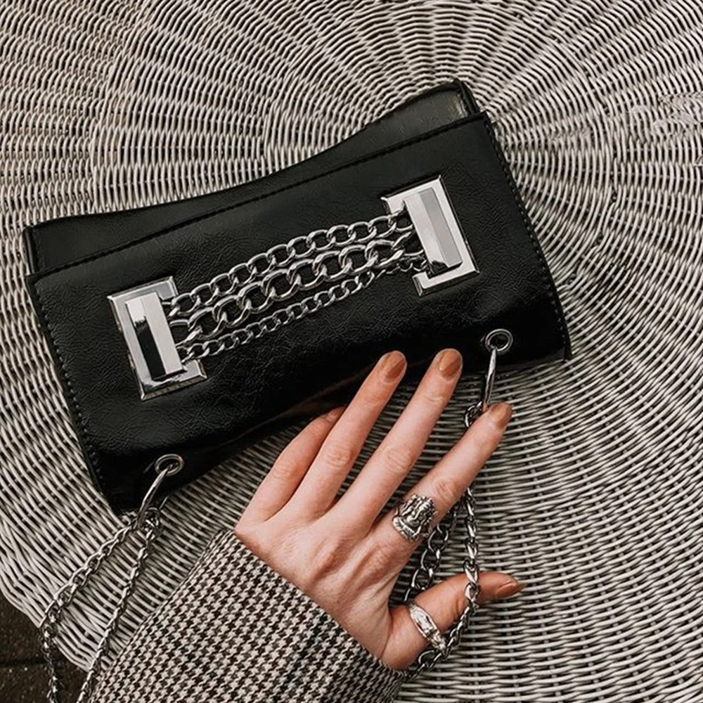 Luxury Chains Crossbody Bags for Women Designer Small Flap Handbags Female Shoulder Bag Square Tote Underarm Bag 2022 Clutch New
Luxury Chains Crossbody Bags for Women Designer Small Flap Handbags Female Shoulder Bag Square Tote Underarm Bag 2022 Clutch New