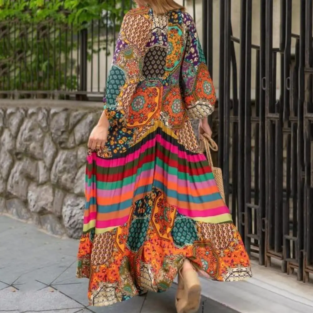 

Chic Retro Dress Anti-fade Retro Ethnic Print Large Hem Beach Long Dress Mid-Rise Pleated Long Dress Female Clothing