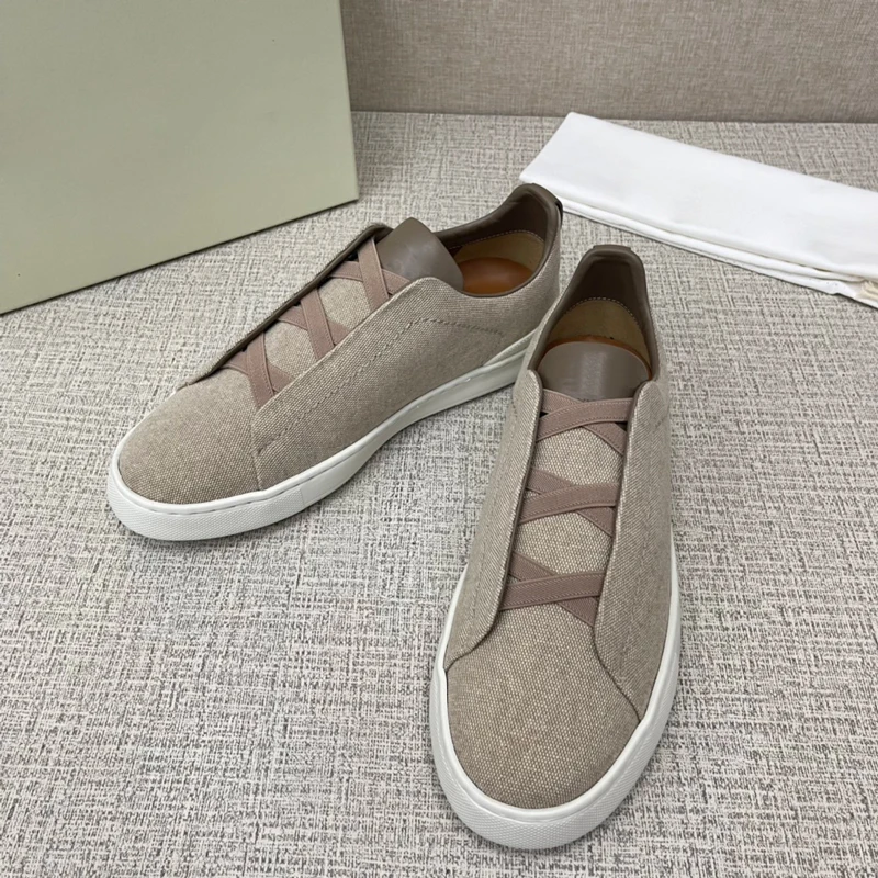 Zegn* men's XXX series of upgraded driver shoes.The current season Highway shoes mens shoes casual designer shoes men
Zegn* men's XXX series of upgraded driver shoes.The current season Highway shoes mens shoes casual designer shoes men