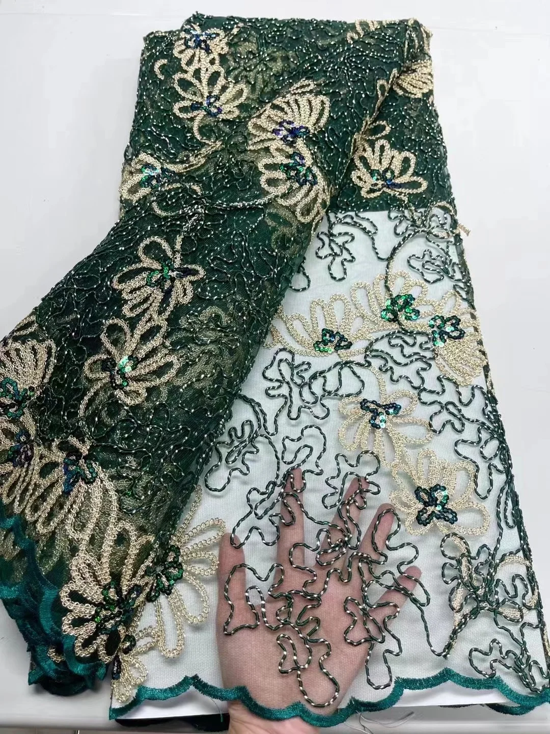 Nigerian Lace Fabric 2023 High Quality African Tulle Lace Fabrics Latest Silk Milk Mesh Lace With Sequins For Party
Nigerian Lace Fabric 2023 High Quality African Tulle Lace Fabrics Latest Silk Milk Mesh Lace With Sequins For Party