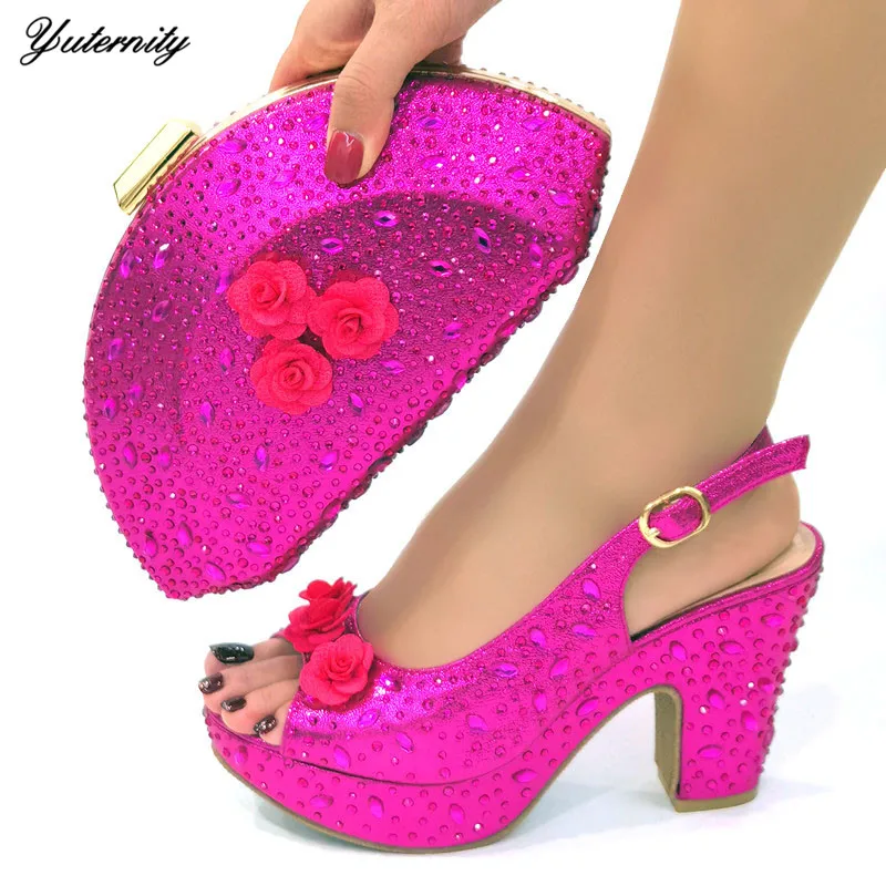 2022 Nice Design Italian Sandal Shoes With Matching Bag Set Latest Rhinestone African Pumps Shoes And Bags Set For Party
2022 Nice Design Italian Sandal Shoes With Matching Bag Set Latest Rhinestone African Pumps Shoes And Bags Set For Party