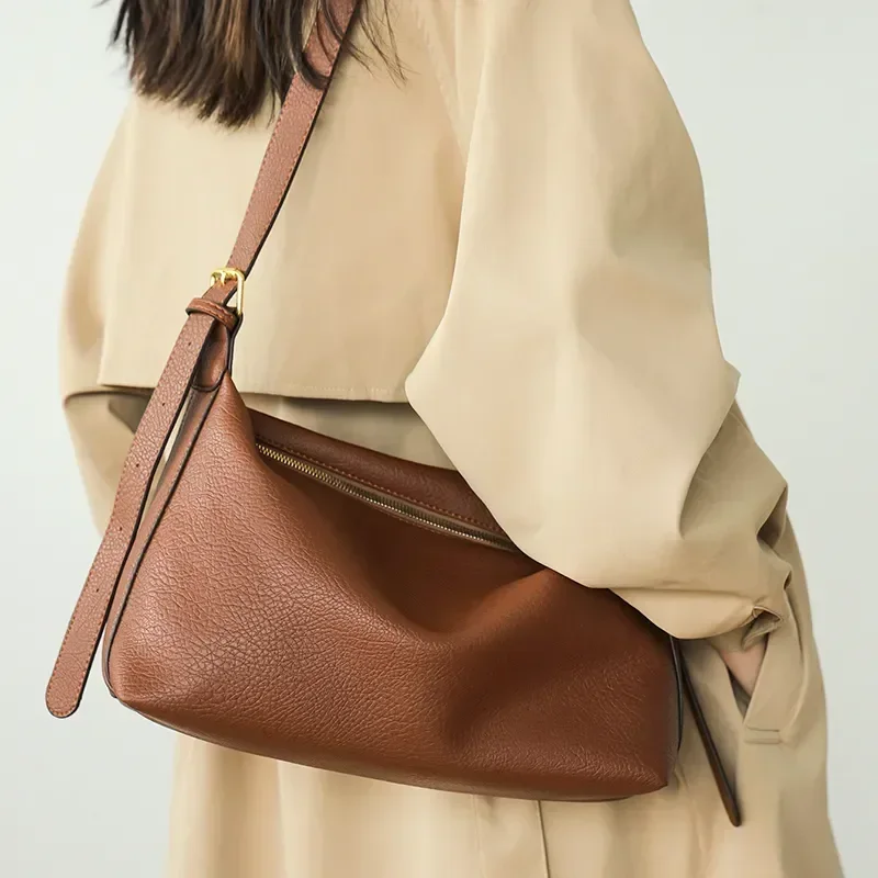 Luxury Cow Women Fashion Quality Totes Shoulder Lady Female Genuine Handbag 100% Leather 2023 Bags Leather Trend Crossbody Solid
Luxury Cow Women Fashion Quality Totes Shoulder Lady Female Genuine Handbag 100% Leather 2023 Bags Leather Trend Crossbody Solid
