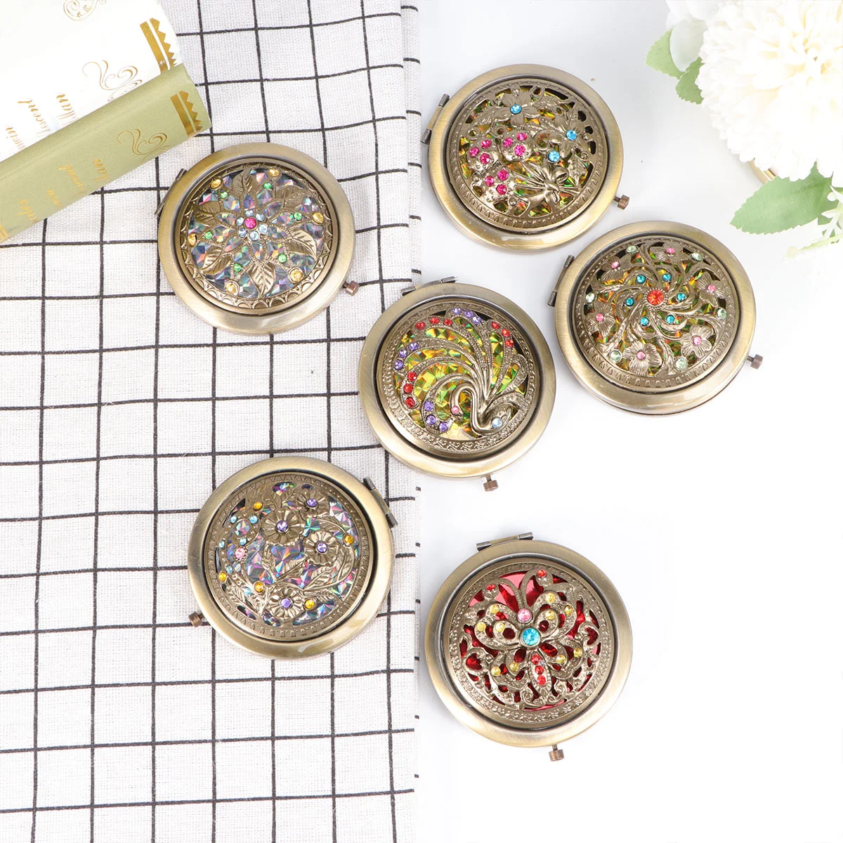 Mirror Makeup Compact Pocket Purse Foldingtravel Mini Vintagesmall Round Purses Vanity Women Double Hand Foldable Metal Sided
Mirror Makeup Compact Pocket Purse Foldingtravel Mini Vintagesmall Round Purses Vanity Women Double Hand Foldable Metal Sided