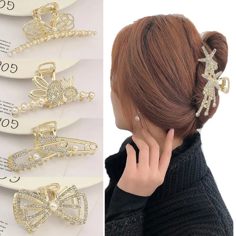New Metal Rhinestone Pearl Hair Claw Clip Women Girls Elegant Geometry Hairpins Crab Barrettes Headwear Fashion Hair Accessories
New Metal Rhinestone Pearl Hair Claw Clip Women Girls Elegant Geometry Hairpins Crab Barrettes Headwear Fashion Hair Accessories