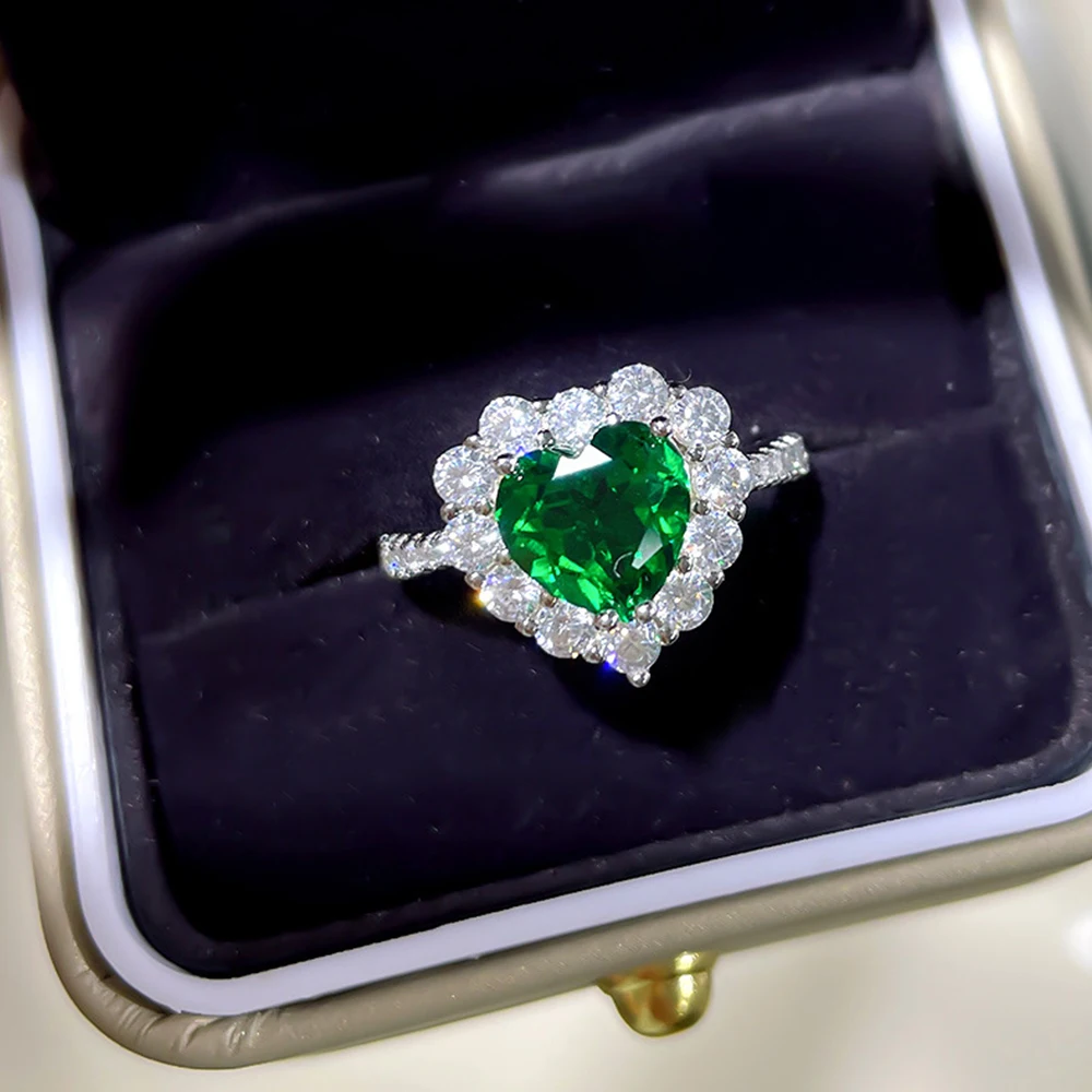 WPB S925 Sterling Silver Rings Zircon Diamond Heart Ring Ladies Sparkling High Carbon Diamond Luxury Jewelry Gift Party Prom 
WPB S925 Sterling Silver Rings Zircon Diamond Heart Ring Ladies Sparkling High Carbon Diamond Luxury Jewelry Gift Party Prom