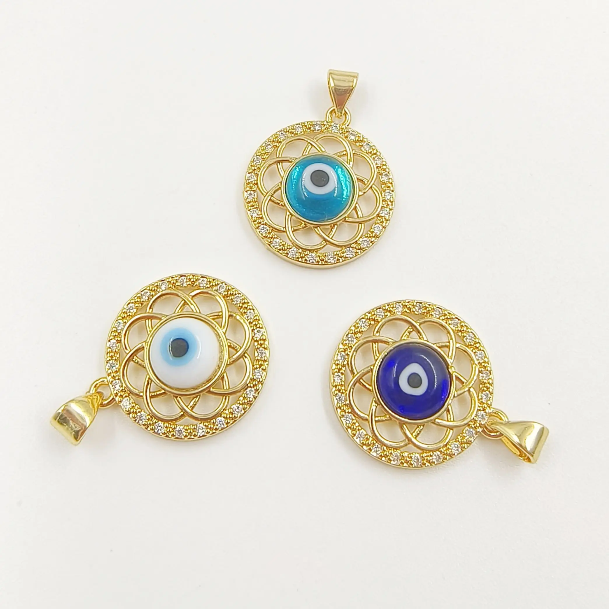 WT-MP286 Newest Round Turkey Eye With Micropave Cubic Zircon Setting Enamel Pendant For Necklace Design
WT-MP286 Newest Round Turkey Eye With Micropave Cubic Zircon Setting Enamel Pendant For Necklace Design
