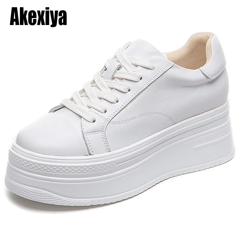 Hidden Wedge Platform Shoes Women Height Increasing Sneakers 7CM Casual White Shoes Women Leisure Lace Up Platform Sneakers
Hidden Wedge Platform Shoes Women Height Increasing Sneakers 7CM Casual White Shoes Women Leisure Lace Up Platform Sneakers