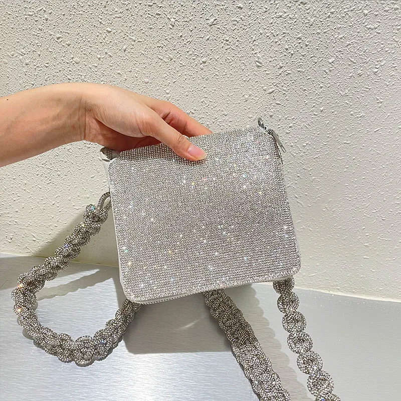 Vintage Rhinestone Shiny Women's Cross Body Chain Detachable Clutch Wallet Party Evening Purse Shoulder Satchels High Quality
Vintage Rhinestone Shiny Women's Cross Body Chain Detachable Clutch Wallet Party Evening Purse Shoulder Satchels High Quality