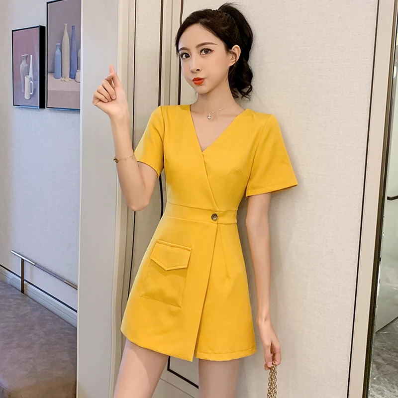 Women 2022 Summer Fashion V-Neck Short Sleeve Jumpsuits New Female Solid Rompers Ladies Fashion Wide Leg Short Rompers P18
Women 2022 Summer Fashion V-Neck Short Sleeve Jumpsuits New Female Solid Rompers Ladies Fashion Wide Leg Short Rompers P18