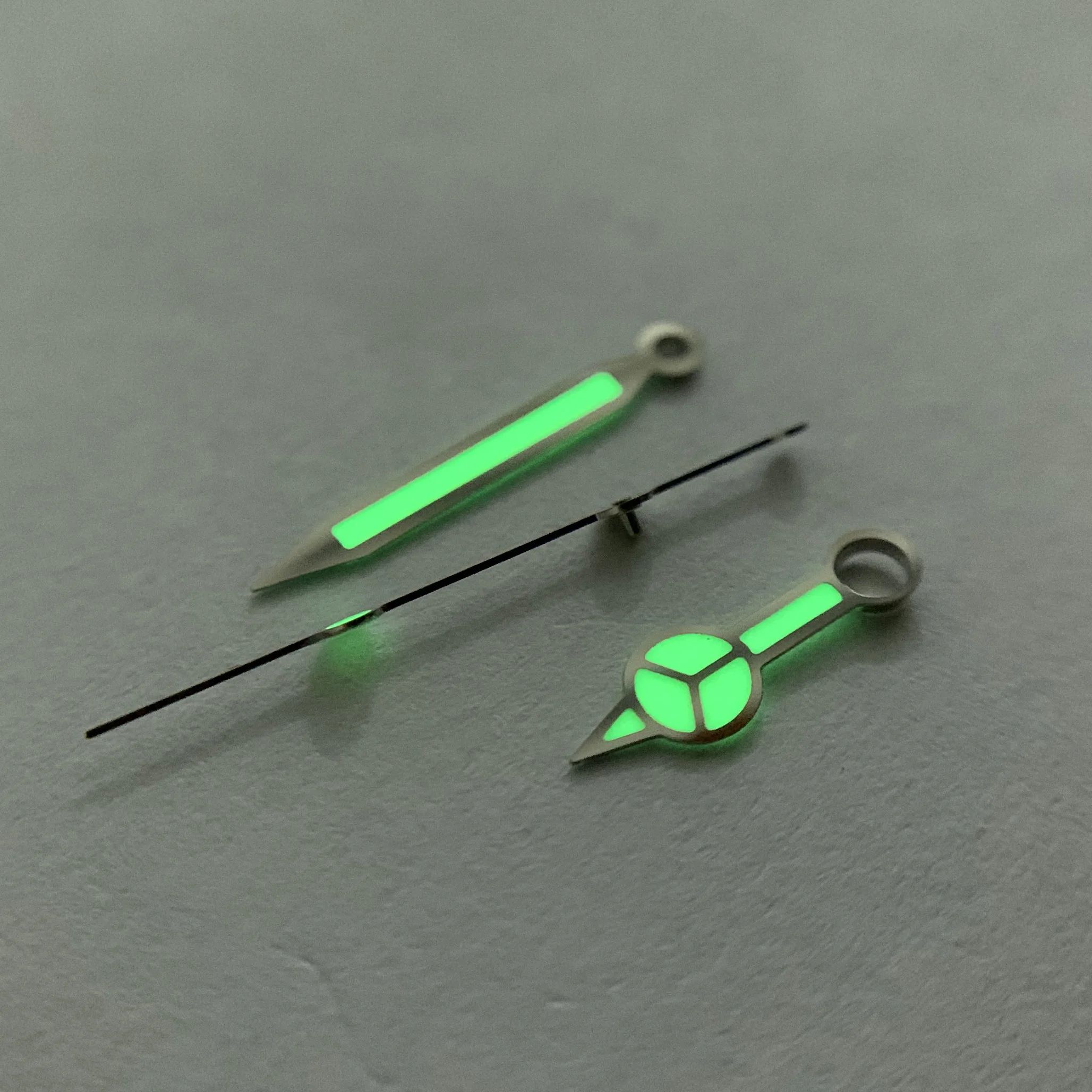 Green Luminous C3 Watch Hands Fit Seiko Mod Sub NH35 NH36 NH38 movement Reloj Manecillas Needle Repair Parts Watch Accessories
Green Luminous C3 Watch Hands Fit Seiko Mod Sub NH35 NH36 NH38 movement Reloj Manecillas Needle Repair Parts Watch Accessories