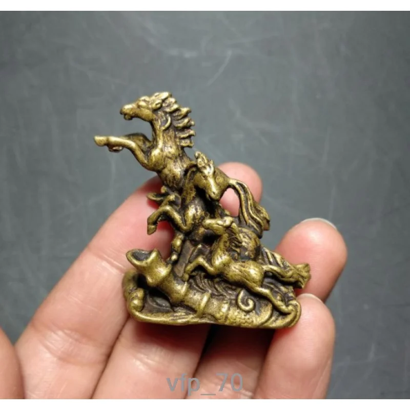 Chinese Antique Pure Copper Horse Galloping Steadily High and Small Fragrance Insert a416
Chinese Antique Pure Copper Horse Galloping Steadily High and Small Fragrance Insert a416
