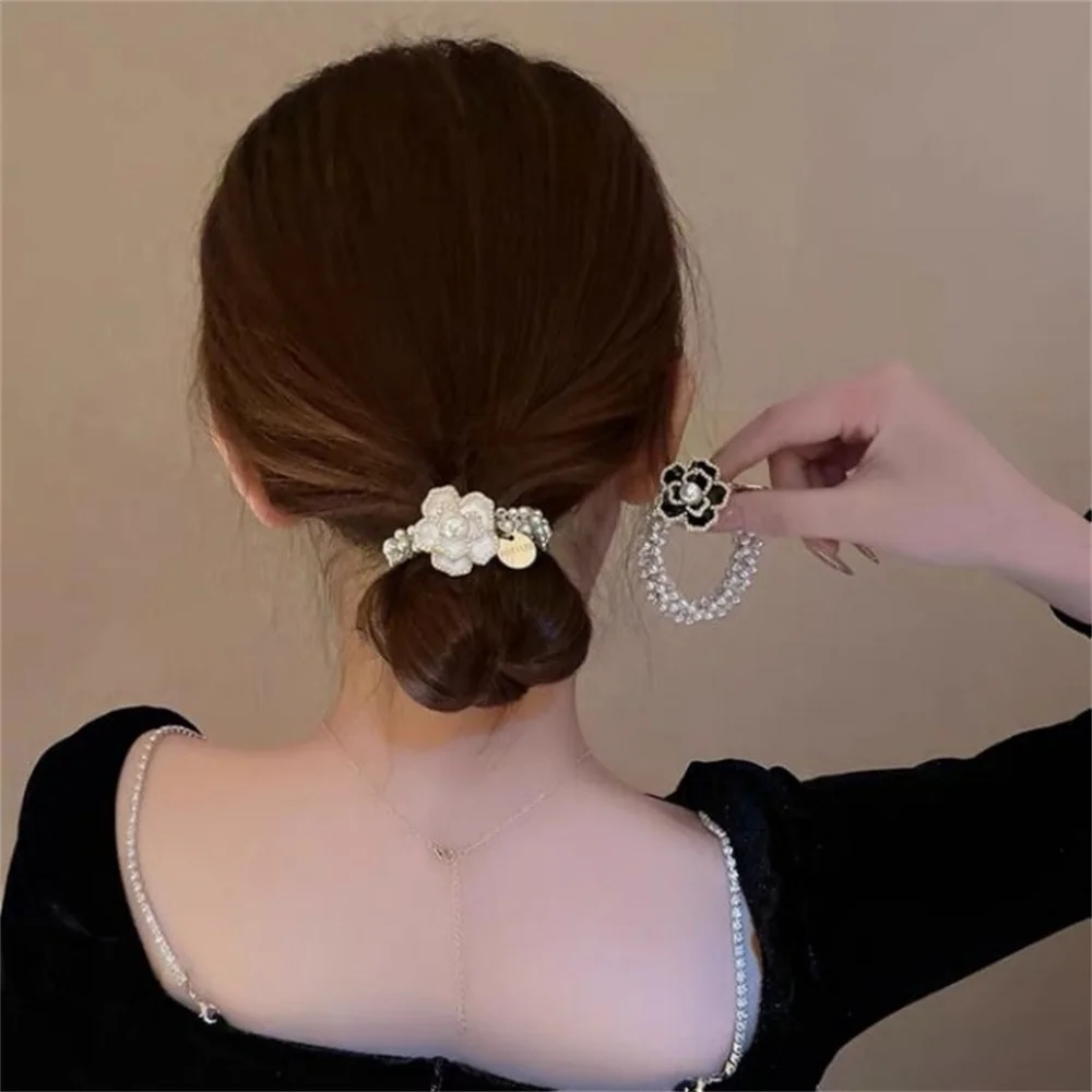 

Elegant Imitate Pearl Camellia Hair Rope Vintage Beaded Black White Hair Tie Women Girl High Stretch Bun Scrunchies Headdress