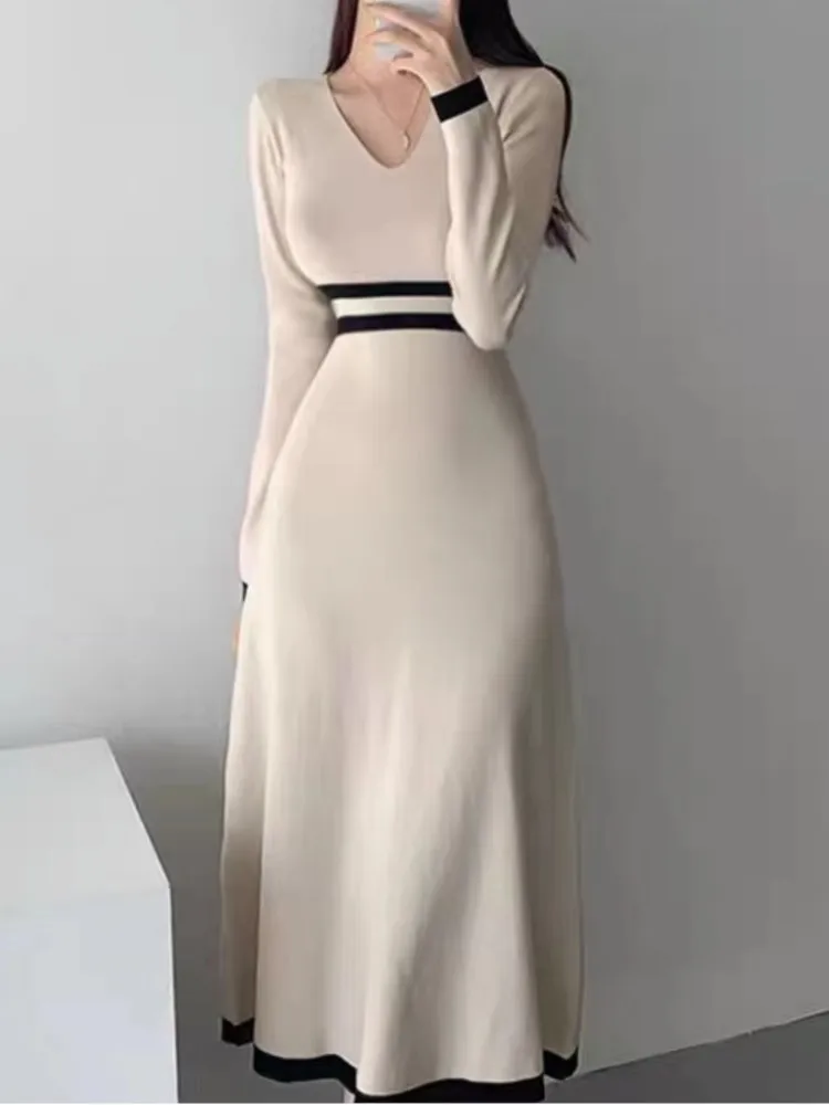 Women Korean Fashion Knitted Party Midi Dress V Neck Elegant Slim Bodycon Prom Birthday Black Vestidos Female Sweater Robe
Women Korean Fashion Knitted Party Midi Dress V Neck Elegant Slim Bodycon Prom Birthday Black Vestidos Female Sweater Robe