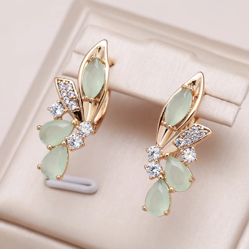 Kienl New Green Natural Zircon Long Earring for Women 585 Rose Gold Color Vintage Flower Drop Earring High Quality Daily Jewelry
Kienl New Green Natural Zircon Long Earring for Women 585 Rose Gold Color Vintage Flower Drop Earring High Quality Daily Jewelry