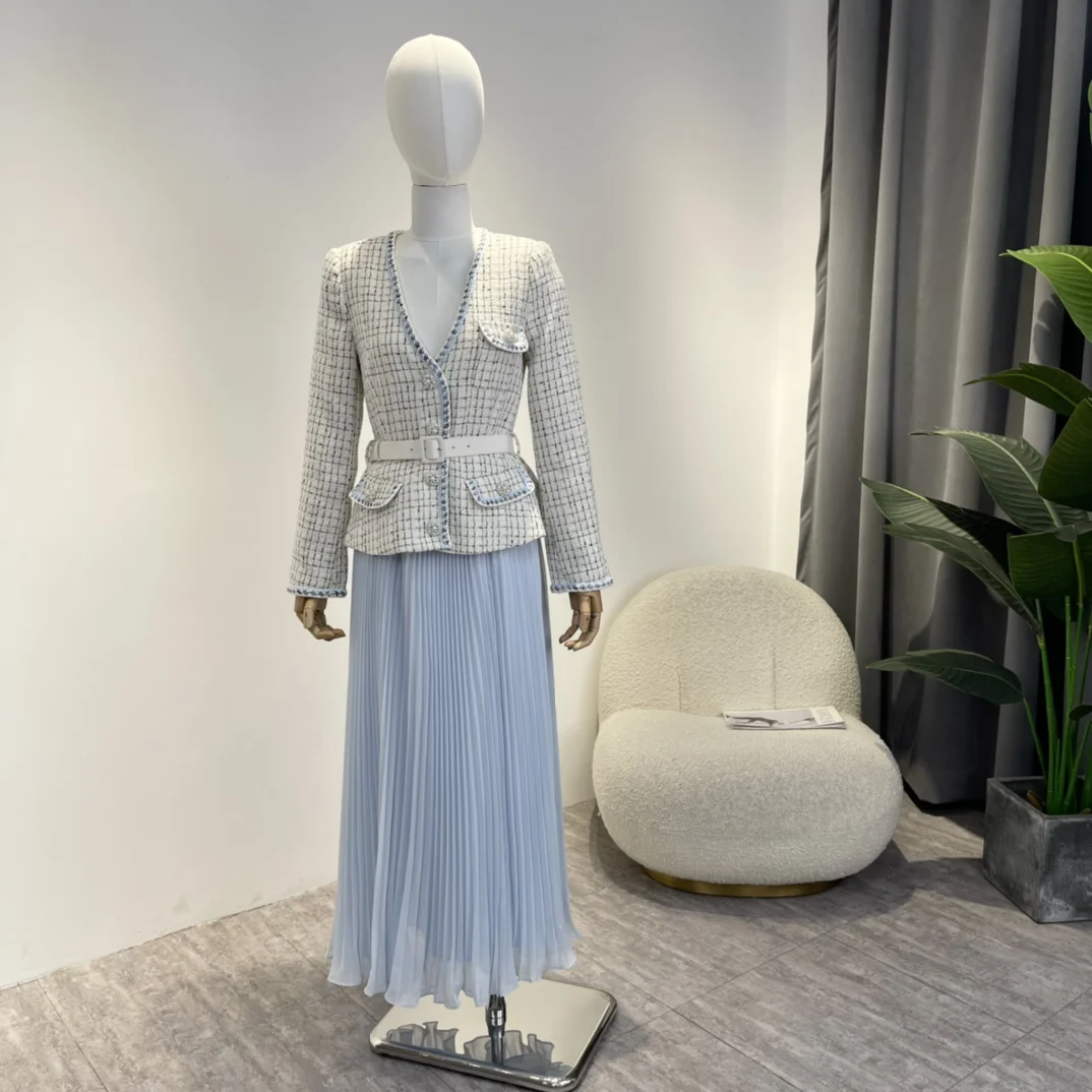 New Design Light Luxury Buttons False Two-piece Slim Dress for Women 2022 Bird Lattice Elegant Small Fragrance Clothes with Belt
New Design Light Luxury Buttons False Two-piece Slim Dress for Women 2022 Bird Lattice Elegant Small Fragrance Clothes with Belt