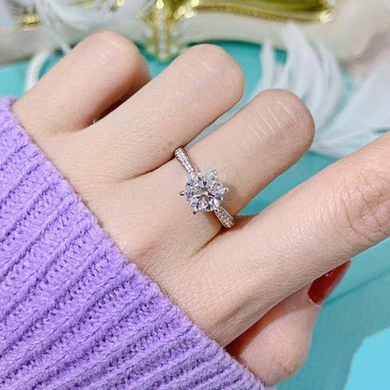 CAOSHI Dainty Lady's Wedding Bands with Round Shape Shiny Zirconia Graceful Accessories for Women Fashion Jewelry for Engagement
CAOSHI Dainty Lady's Wedding Bands with Round Shape Shiny Zirconia Graceful Accessories for Women Fashion Jewelry for Engagement