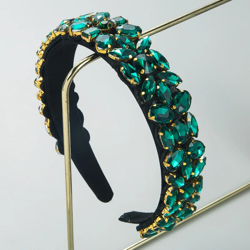 European and American Fashion Baroque Crystal Green Headband Lucky Color Retro Hairband Wide-Brim Hair Accessories for women
European and American Fashion Baroque Crystal Green Headband Lucky Color Retro Hairband Wide-Brim Hair Accessories for women