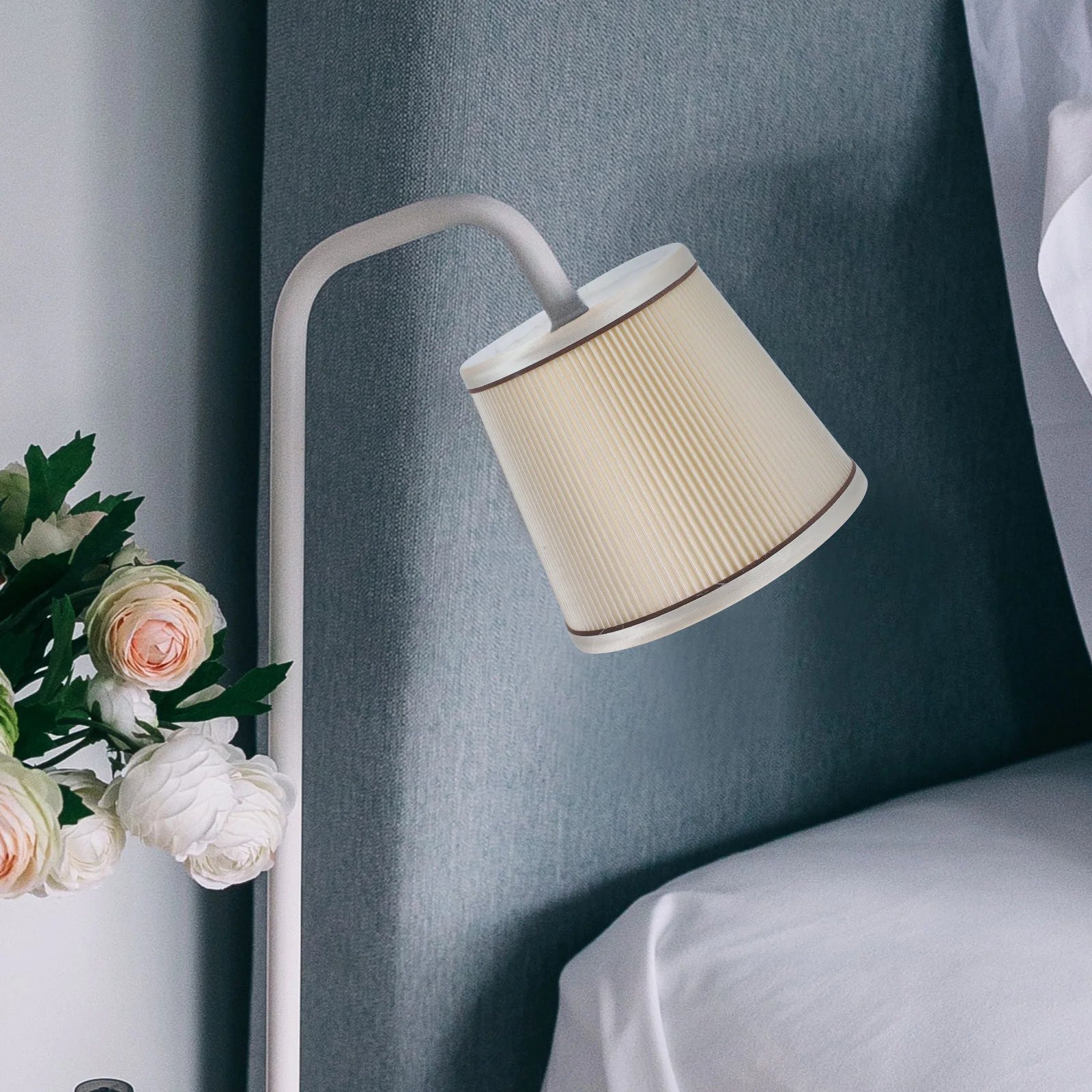 Table Lamp Shade Room Lamp Shade Modern Desk Light Cover Floor Lampshade(E27/E14)
Table Lamp Shade Room Lamp Shade Modern Desk Light Cover Floor Lampshade(E27/E14)