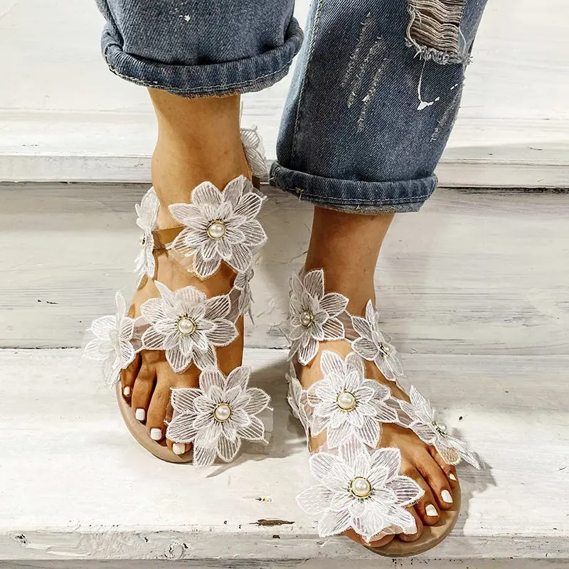 2022 New Summer Ladies Shoes Fashion Women Sandals White Floral Flat Sandals Women Bohemian Casual Beach Shoes Woman
2022 New Summer Ladies Shoes Fashion Women Sandals White Floral Flat Sandals Women Bohemian Casual Beach Shoes Woman
