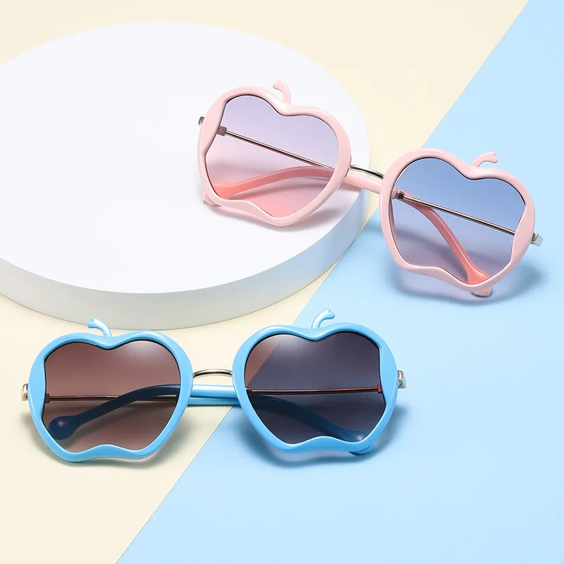 2022 New Children Sunglasses Cute Cartoon Baby Glasses Fashion Trendy Metal kids Sunglasses Frame Vintage Outdoor Eyewear UV400
2022 New Children Sunglasses Cute Cartoon Baby Glasses Fashion Trendy Metal kids Sunglasses Frame Vintage Outdoor Eyewear UV400