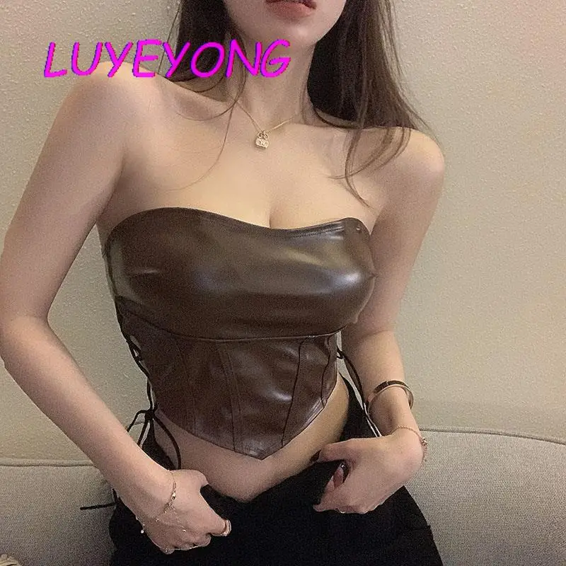 Женский топ с открытой спиной, летний короткий топ черного цвета, цвета хаки, без бретелек, на шнуровке, в готическом стиле
Женский топ с открытой спиной, летний короткий топ черного цвета, цвета хаки, без бретелек, на шнуровке, в готическом стиле