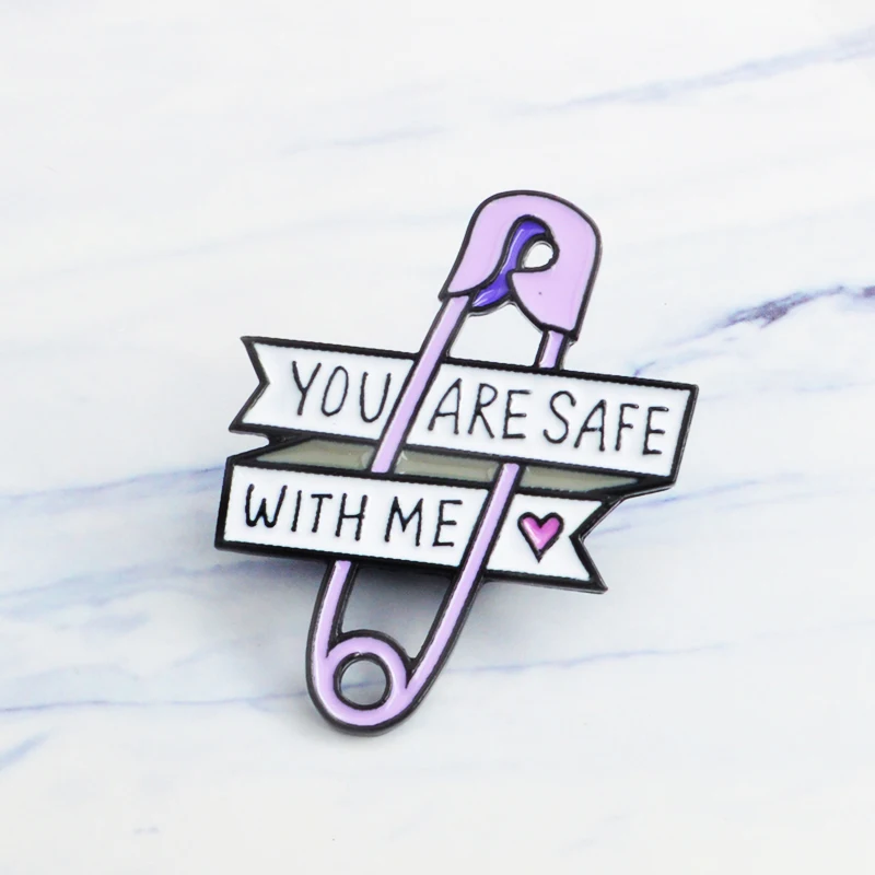 10 PCS / LOT Purple paper clip enamel pin little heart Brooch Gift icon Badge Denim Jeans Lapel pin Clothes cap bag Creative
10 PCS / LOT Purple paper clip enamel pin little heart Brooch Gift icon Badge Denim Jeans Lapel pin Clothes cap bag Creative