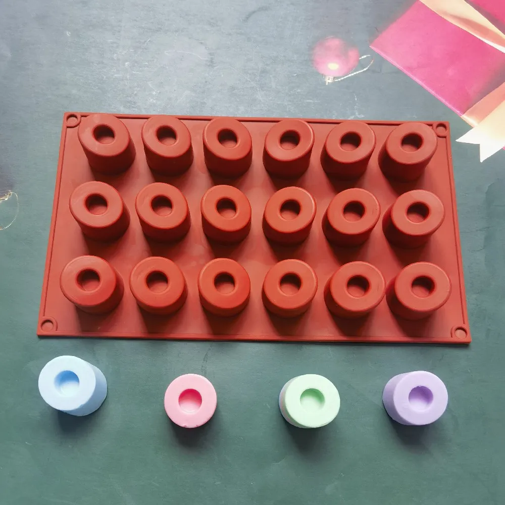 Silicone Donut Mold Non-Stick Doughnut Pastry Molds Baking Pan Chocolate Cake Dessert DIY Biscuit Bagels Muffins Donuts Maker
Silicone Donut Mold Non-Stick Doughnut Pastry Molds Baking Pan Chocolate Cake Dessert DIY Biscuit Bagels Muffins Donuts Maker