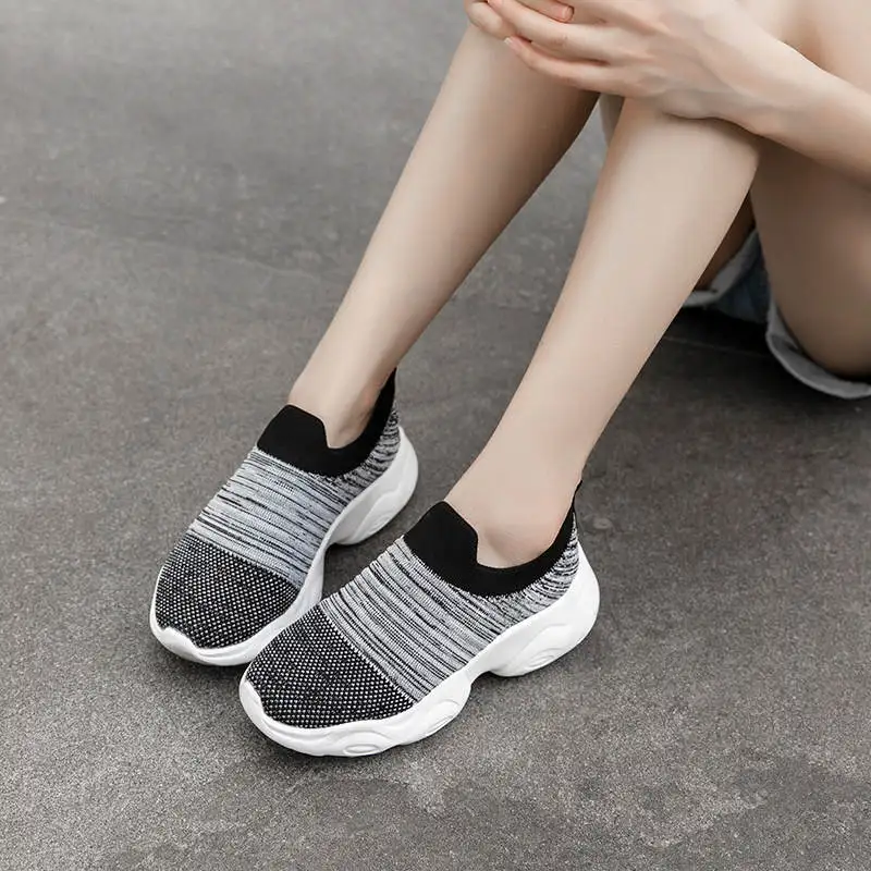 Size 47 Women's Running Shoes Luxury Brand High Quality White Sports Shoes Chausure Woman Sneakers New Sport Shoes Women Tennis
Size 47 Women's Running Shoes Luxury Brand High Quality White Sports Shoes Chausure Woman Sneakers New Sport Shoes Women Tennis