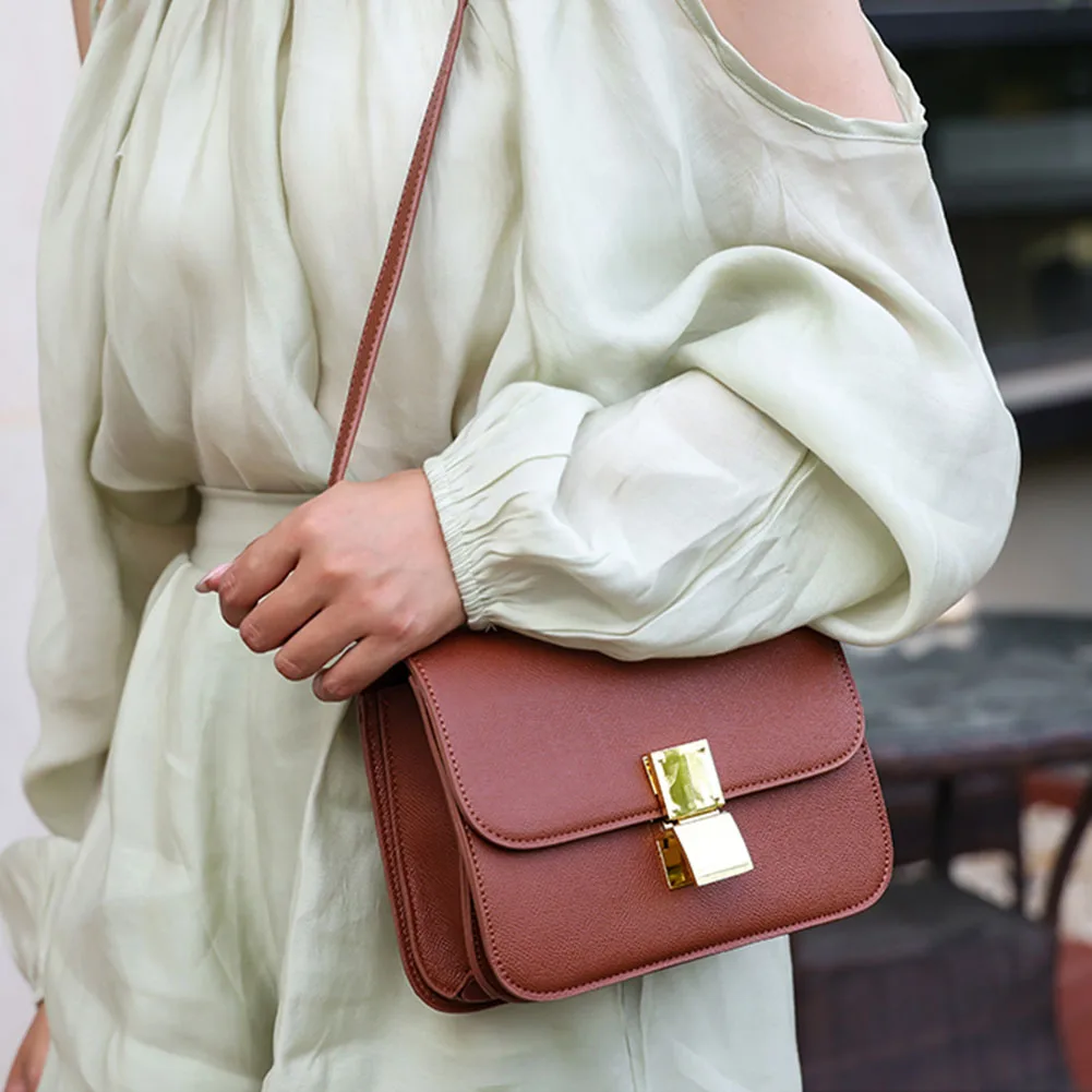 Designer Elegant Chic Classic Square Crossbody Shoulder Women's Bags Purse Flap 2023 Black Pink Brown Messenger Female Handbag
Designer Elegant Chic Classic Square Crossbody Shoulder Women's Bags Purse Flap 2023 Black Pink Brown Messenger Female Handbag