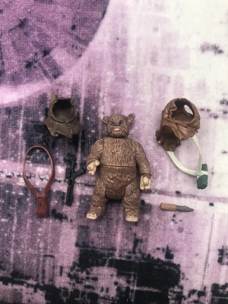 Hasbro Genuine STAR WARS: Return of The Jedi Ewok Flitchee with Accessories Action Figure Model Ornaments Toys
Hasbro Genuine STAR WARS: Return of The Jedi Ewok Flitchee with Accessories Action Figure Model Ornaments Toys
