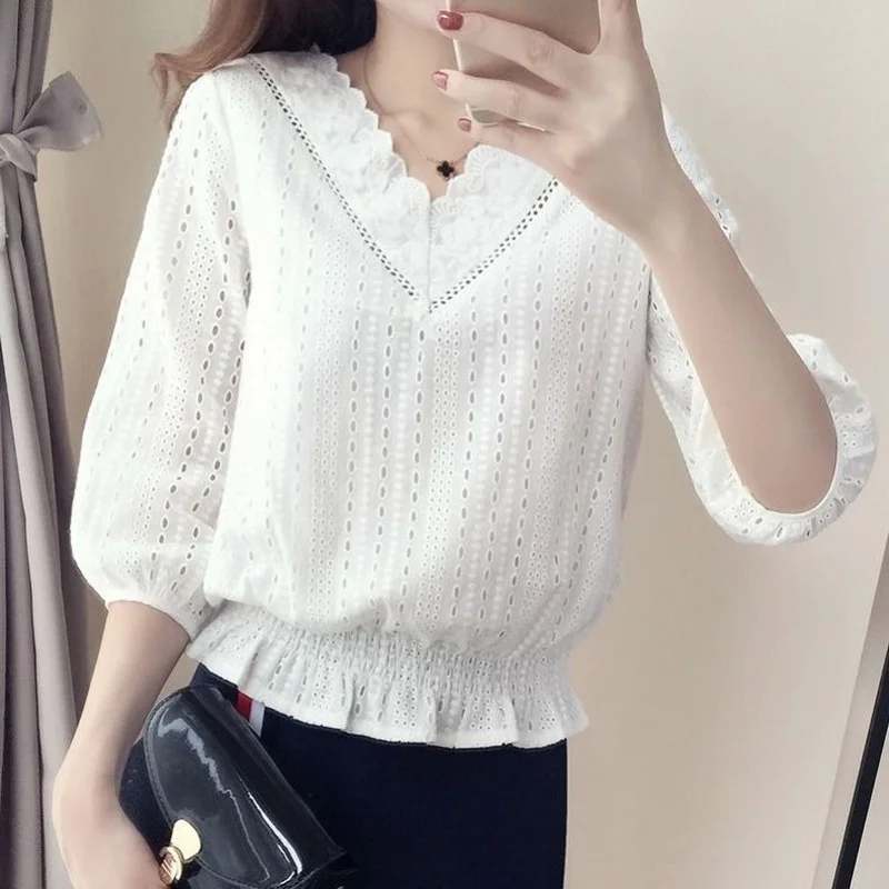 Women Summer Elegant Shirt Korean V-neck Flower Edge Lace Embroidery Puff Sleeve Cotton Blouse Female Top Oversized Sweet Blousa
Women Summer Elegant Shirt Korean V-neck Flower Edge Lace Embroidery Puff Sleeve Cotton Blouse Female Top Oversized Sweet Blousa