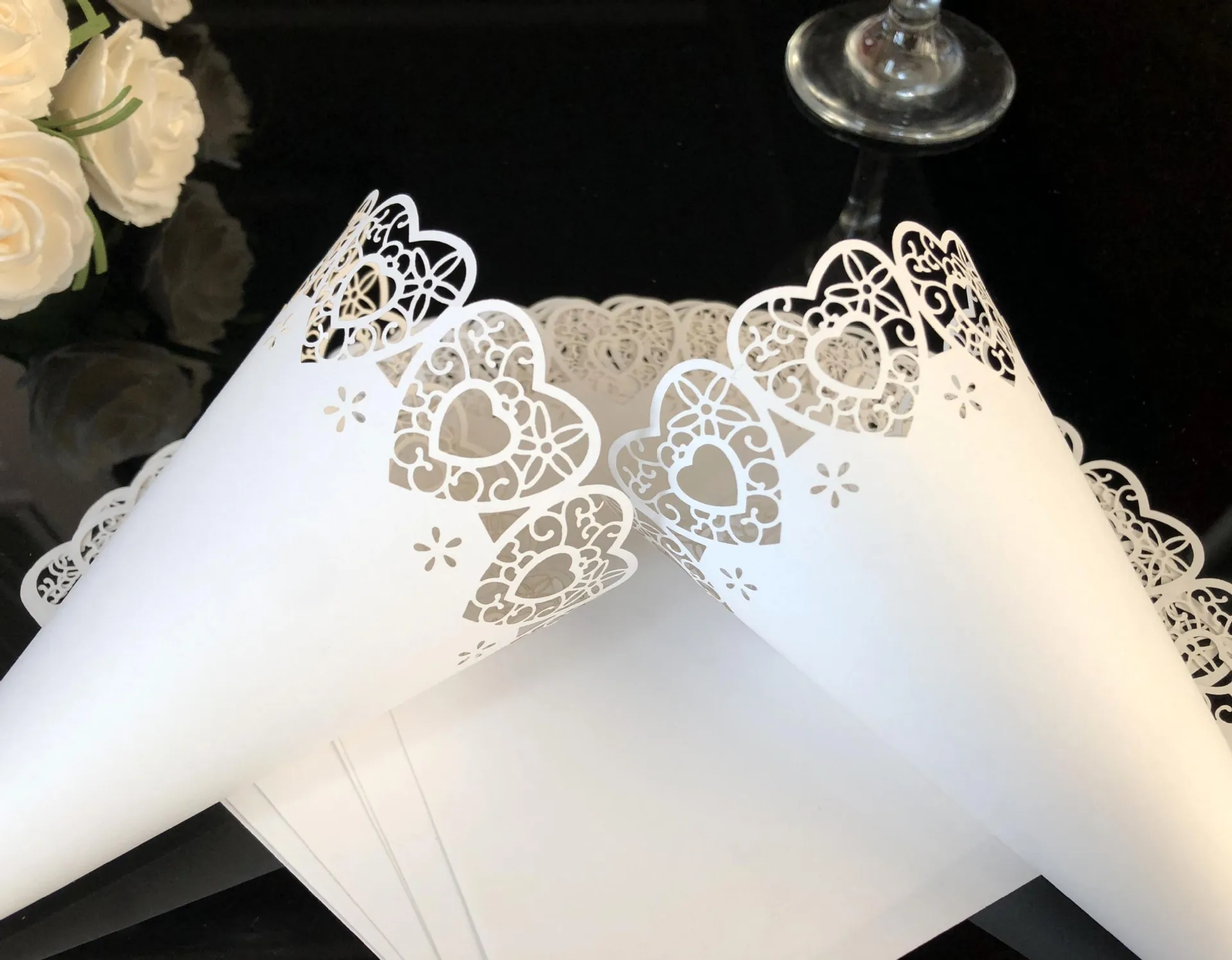 Wedding celebration laser hollowed out white love conical paper lace DIY flower tube Wedding celebration laser hollowed out whit
Wedding celebration laser hollowed out white love conical paper lace DIY flower tube Wedding celebration laser hollowed out whit