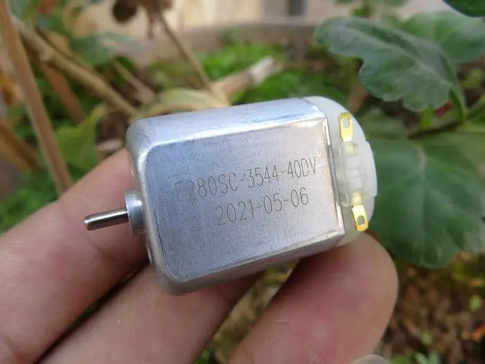 Двигатель постоянного тока 280, аксессуары для высокоскоростного электродвигателя, 6 в, 21000 об/мин
Двигатель постоянного тока 280, аксессуары для высокоскоростного электродвигателя, 6 в, 21000 об/мин