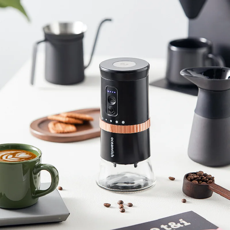 Электрическая кофемолка, бытовая маленькая фотокофемолка 
Электрическая кофемолка, бытовая маленькая фотокофемолка