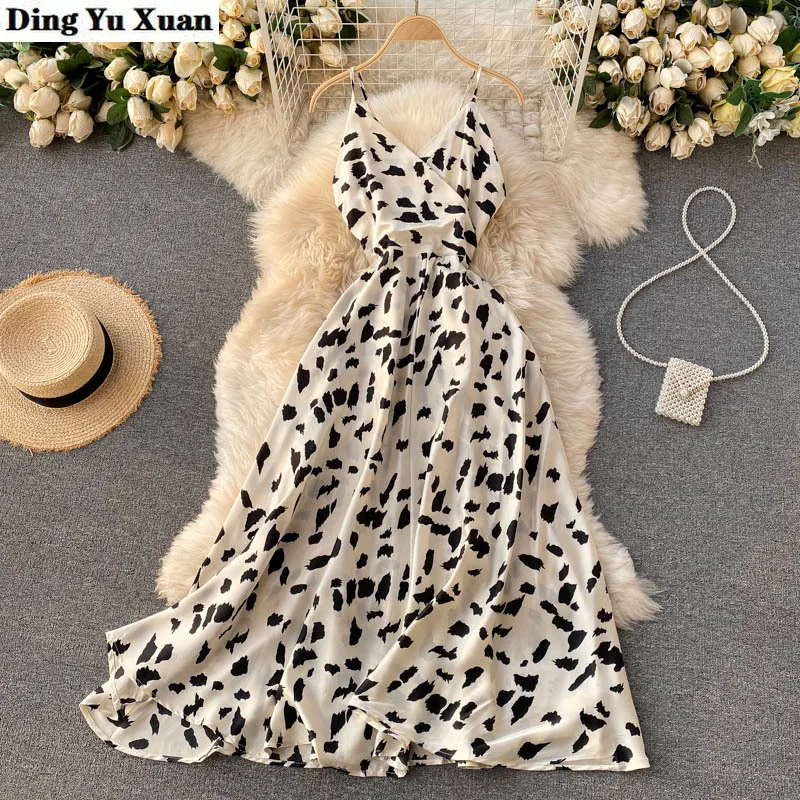 Elegant Leopard Print Spaghetti Strap Maxi Chiffon Dress Cross V-neck Sundress Boho Beach High Waist Sexy A Line Party Vestidos
Elegant Leopard Print Spaghetti Strap Maxi Chiffon Dress Cross V-neck Sundress Boho Beach High Waist Sexy A Line Party Vestidos