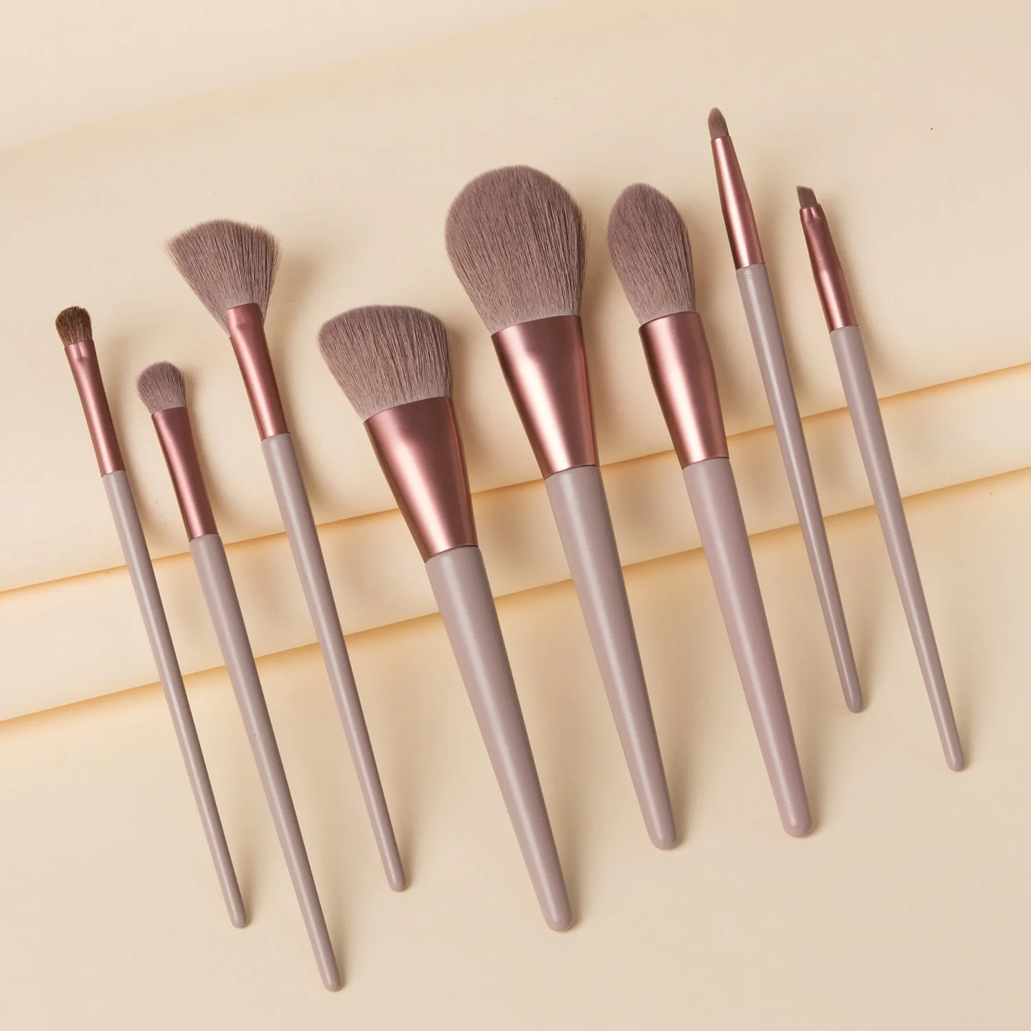 

8PCS Makeup Brush Set White Concealer Foundation Blush Powder Blend Make Up Brushes Eyeshadow Fan Highlighter Brush Cosmetic